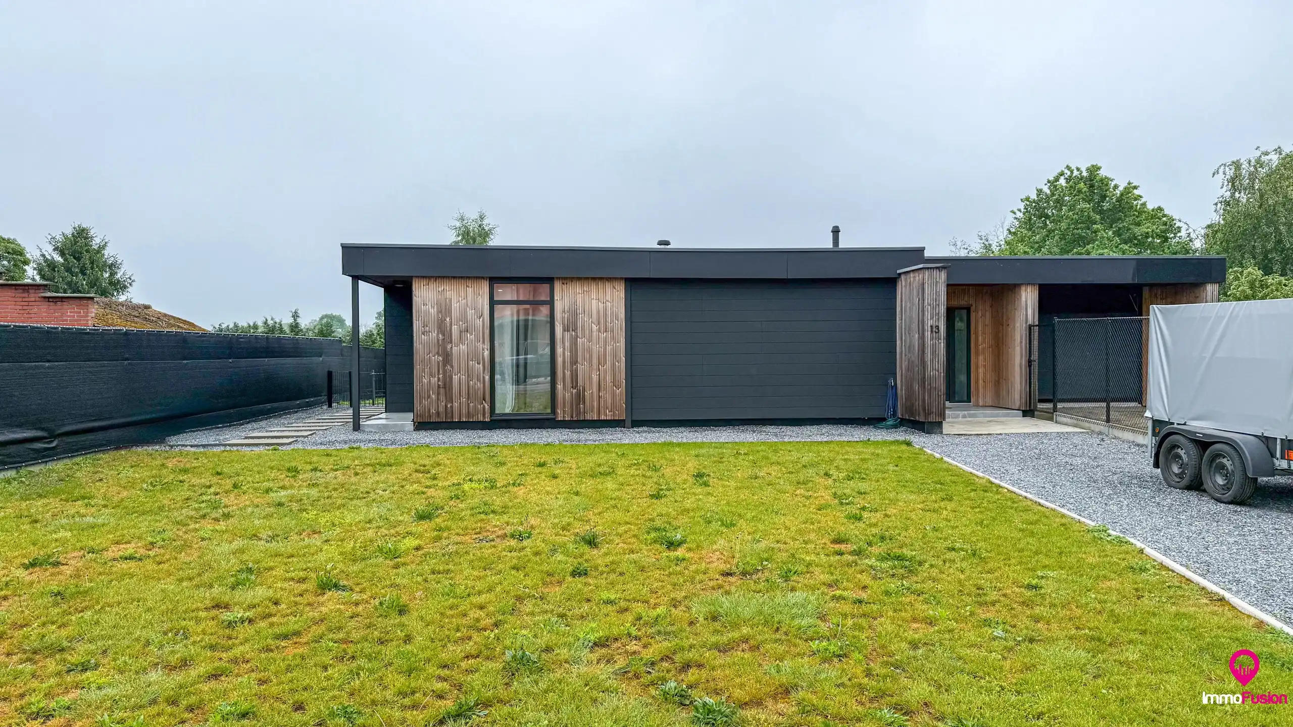 Gerenoveerde woning met 3 slaapkamers en ruime tuin! foto 28