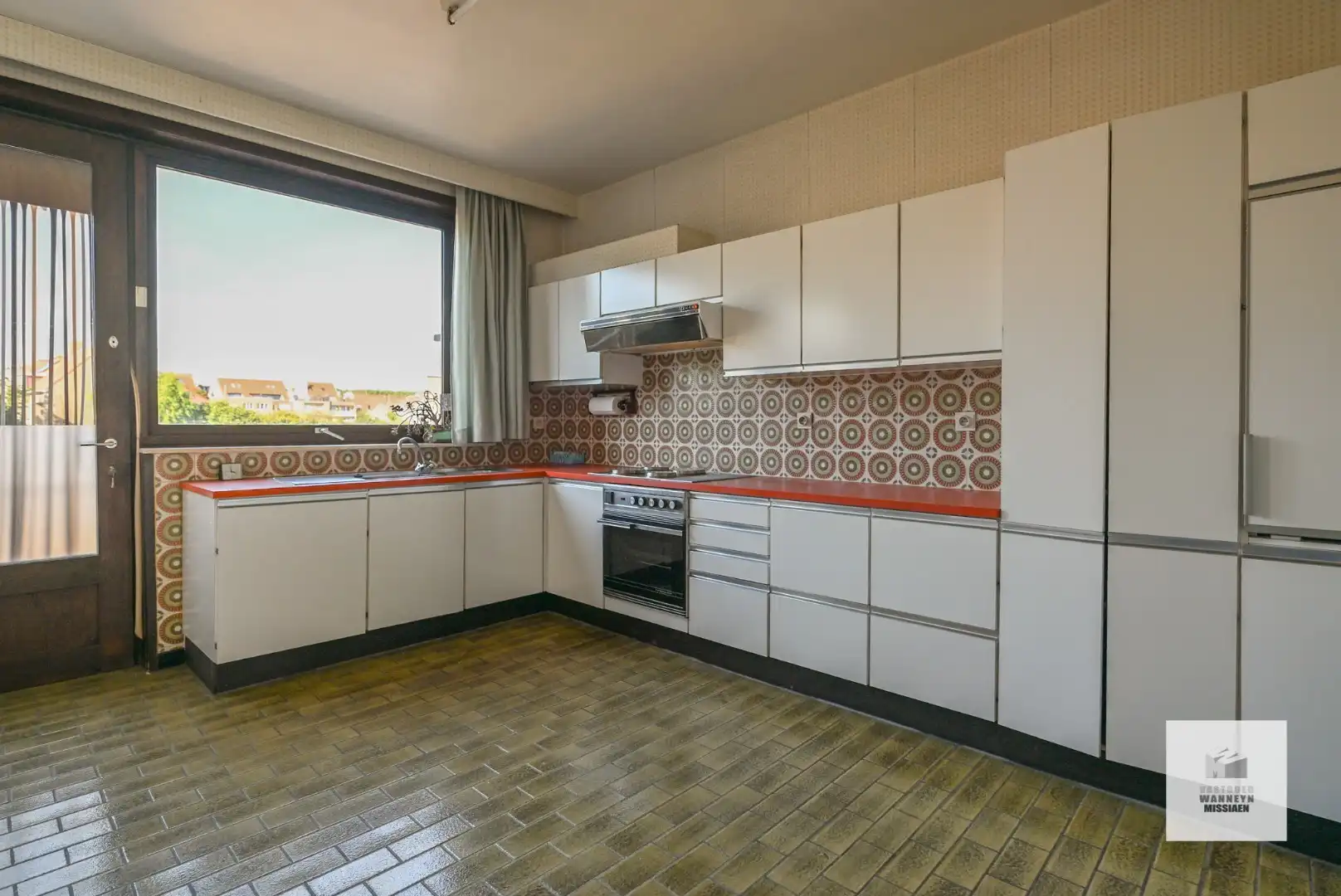 Ruime bel-étage woning met 3 slpk, tuin en dubbele garage in Heist-aan-Zee foto 7