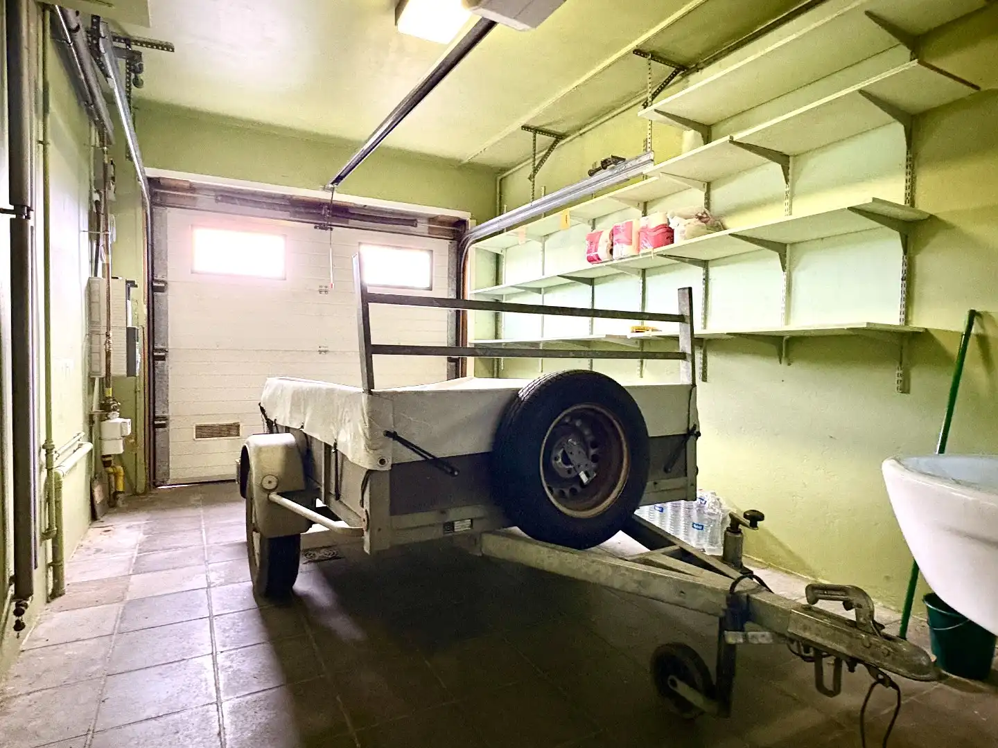 Gelijkvloerse woning op 408m² met 3slks, garage en tuin. foto 14