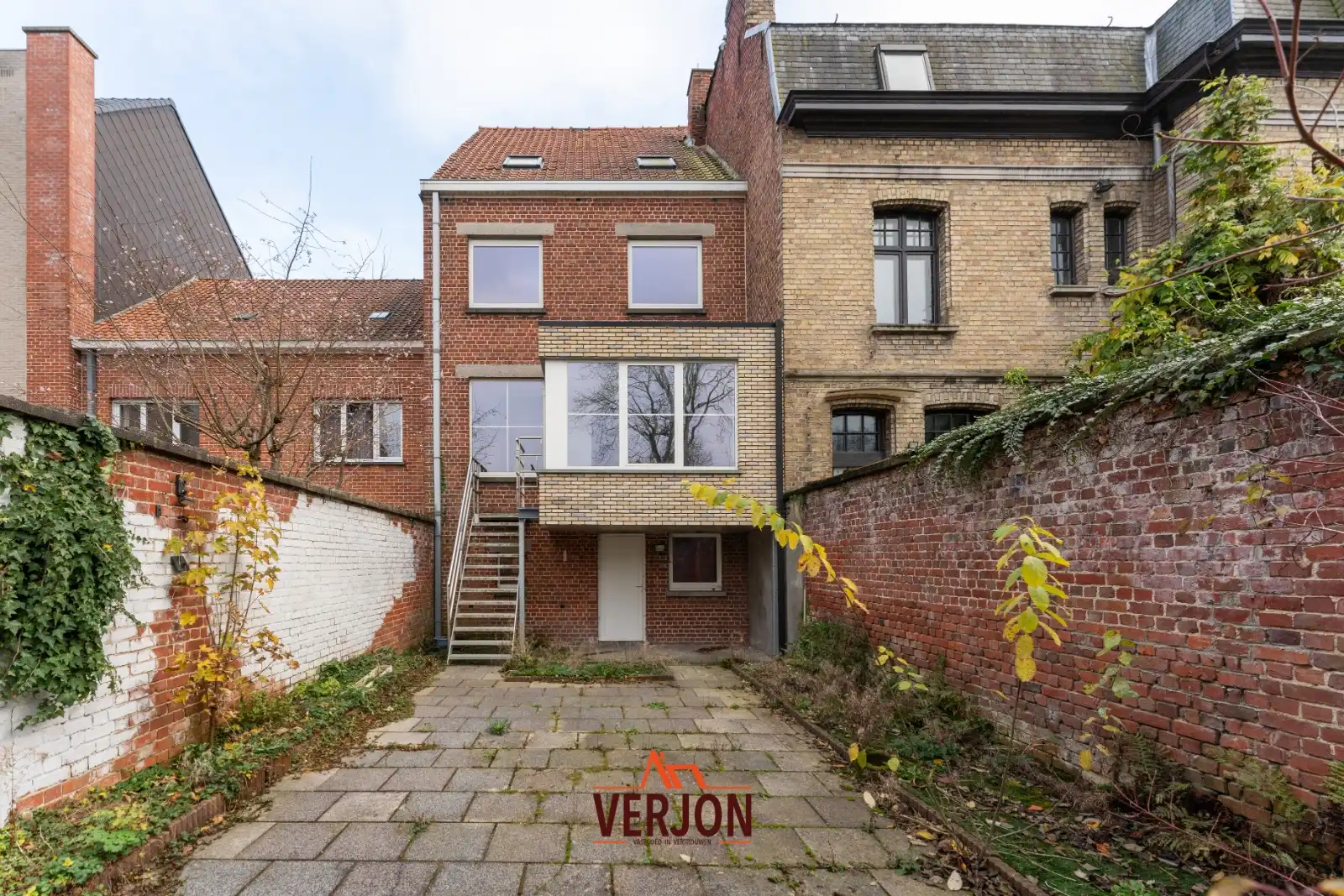 Ruime woning met mogelijkheden foto 19