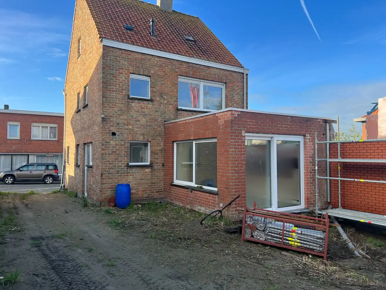 Instapklare, volledig vernieuwde woning met tuin foto 9