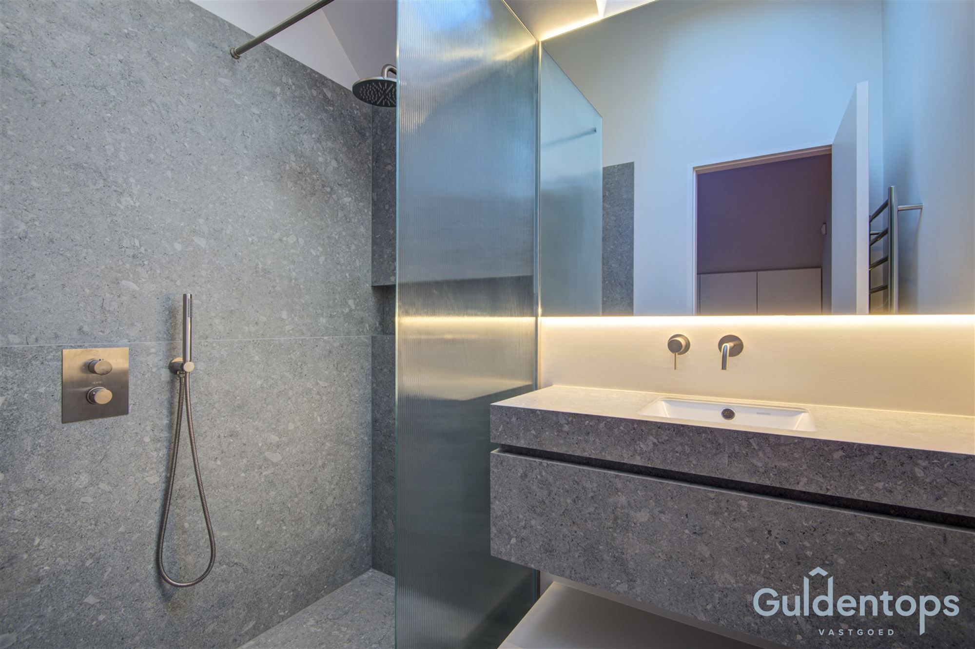 exclusieve villa op toplocatie te huur foto 33