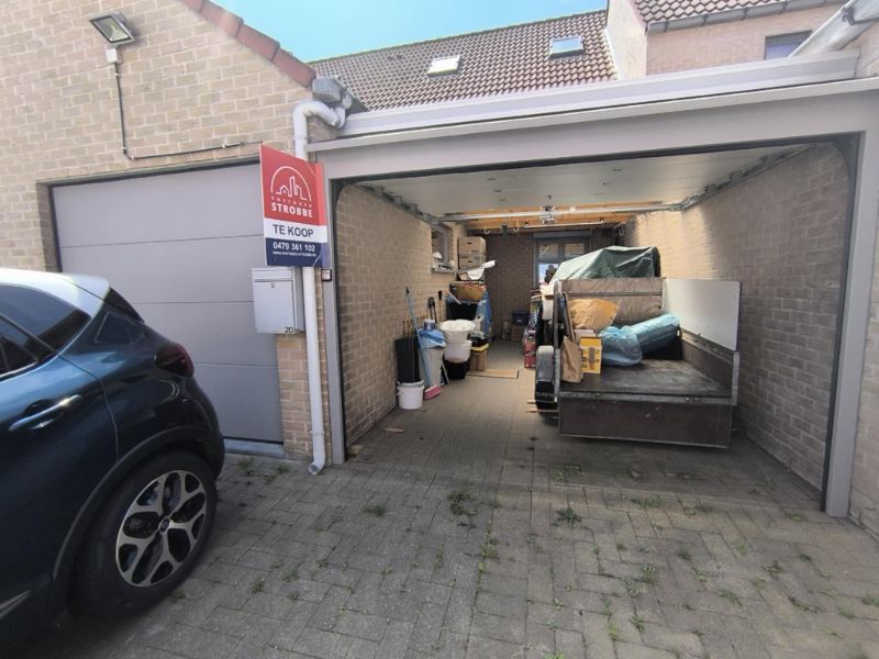 Intapklare woning met dubbele garage foto 2