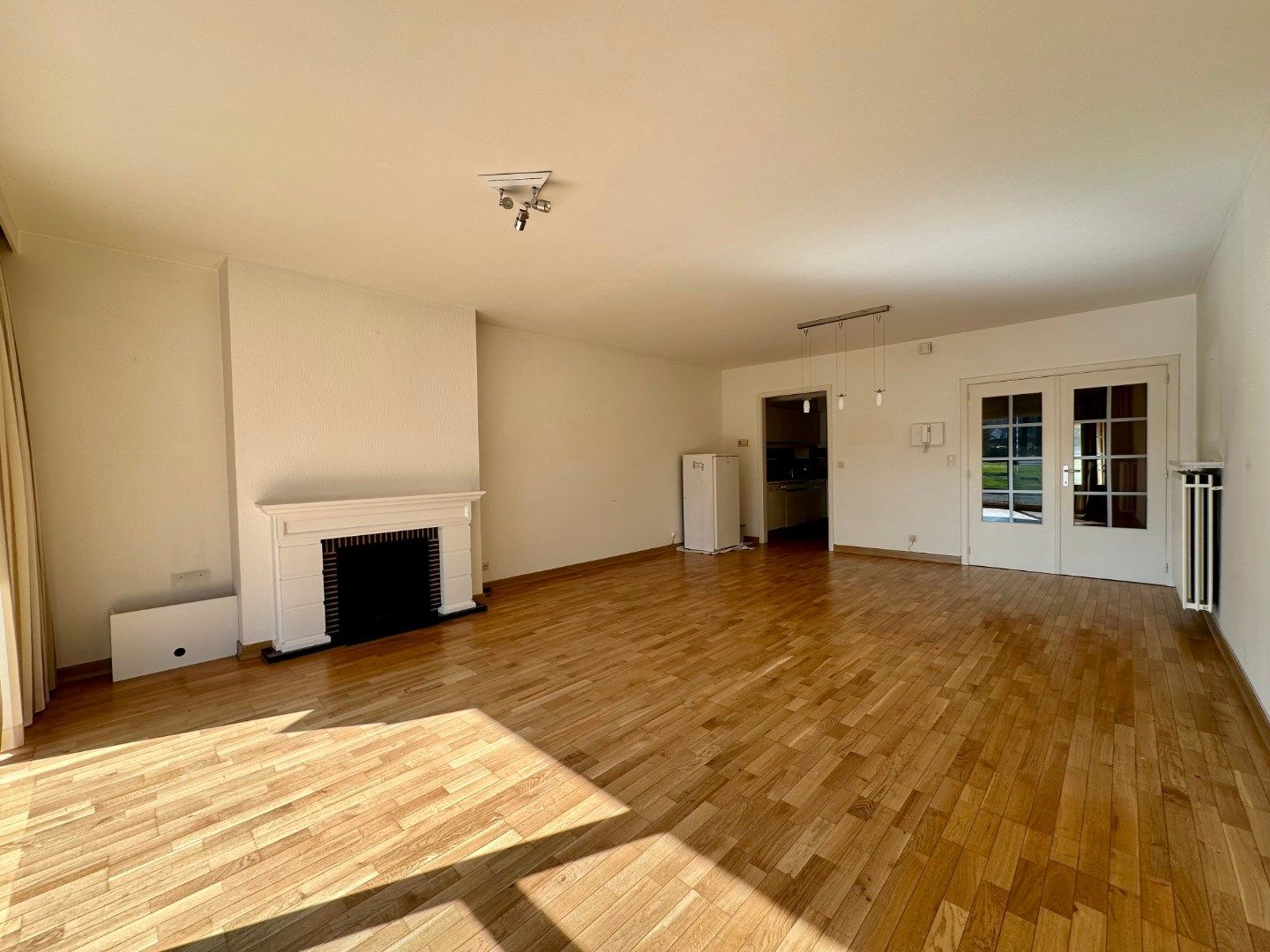 Appartement op rustige ligging te Sint-Andries foto 2