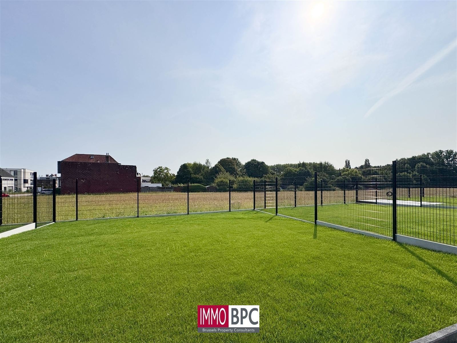 Prachtige nieuwbouwwoning in Wemmel – driegevel met zonnige tuin, hoogwaardige afwerking en extra’s! foto 7