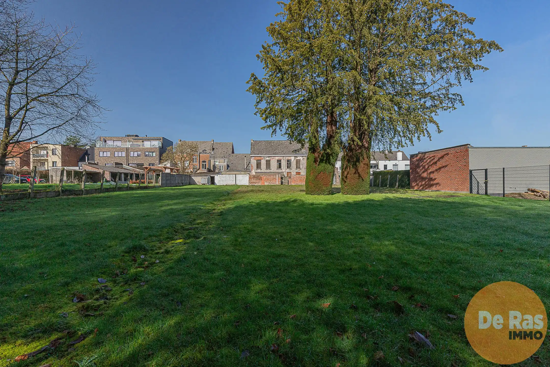 NIEUWERKERKEN - BURGERHUIS MET GROTE TUIN foto 24