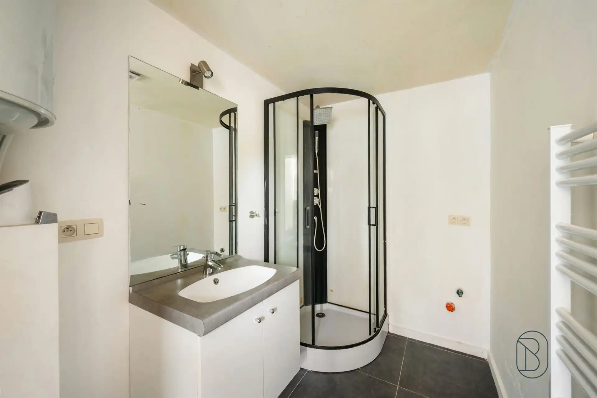 Ruime en energiezuinige woning met studio en tuin in Gaurain foto 34