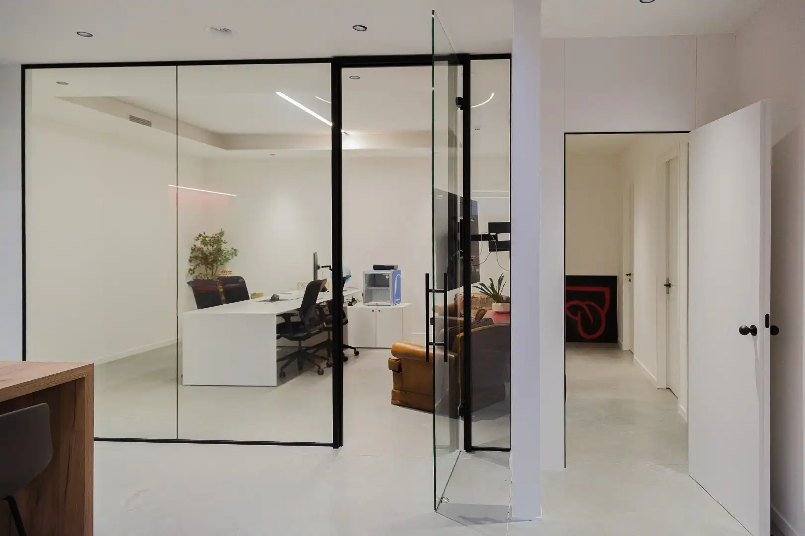 Kantoorgebouw op toplocatie  foto 13