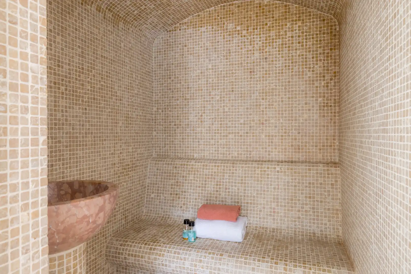 Exclusieve villa waar ruimte, rust, privacy en ontspanning uitzonderlijk gecombineerd worden foto 22