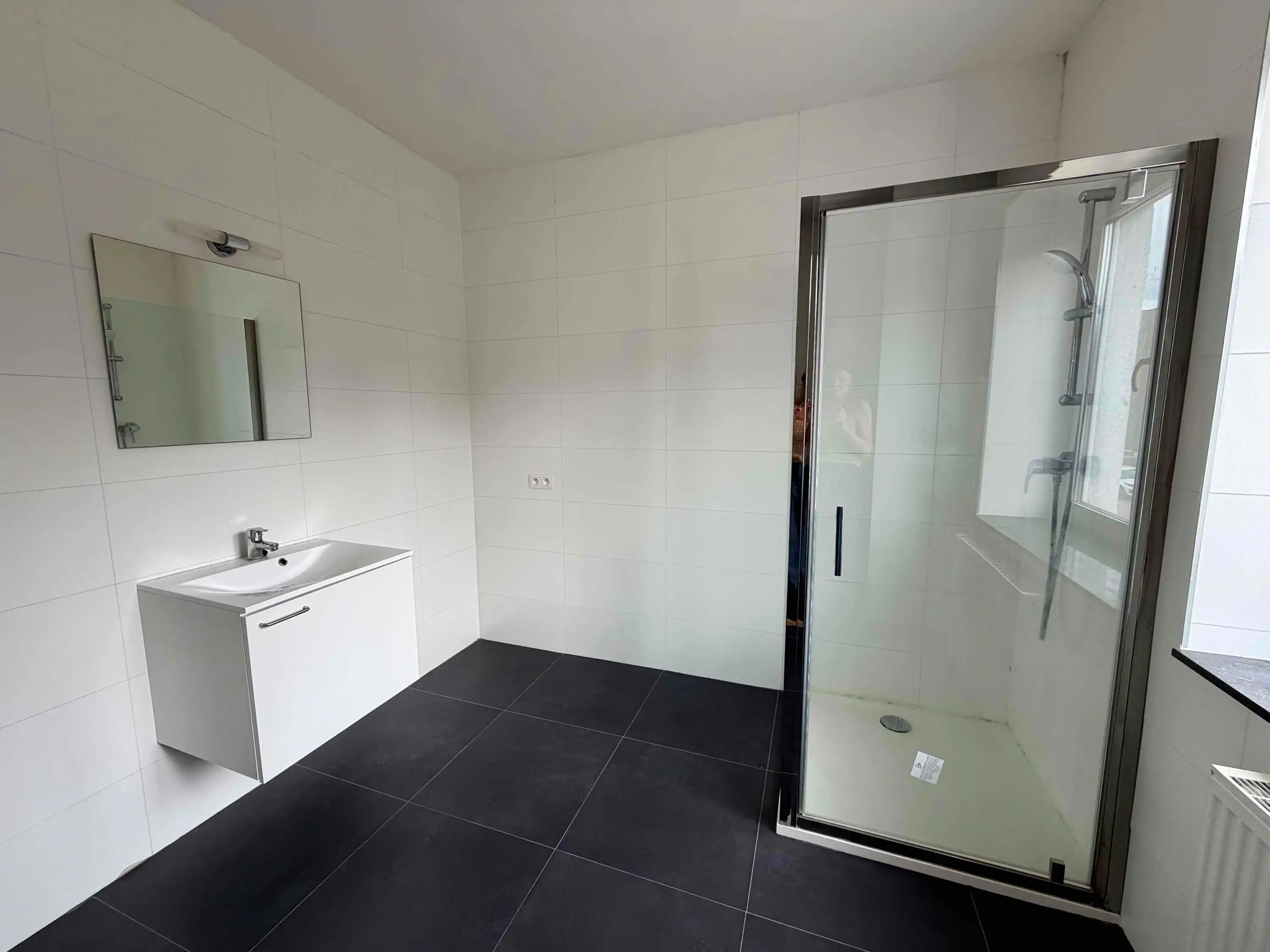 Gerenoveerd handelspand met instapklaar duplexappartement en tuintje foto 8