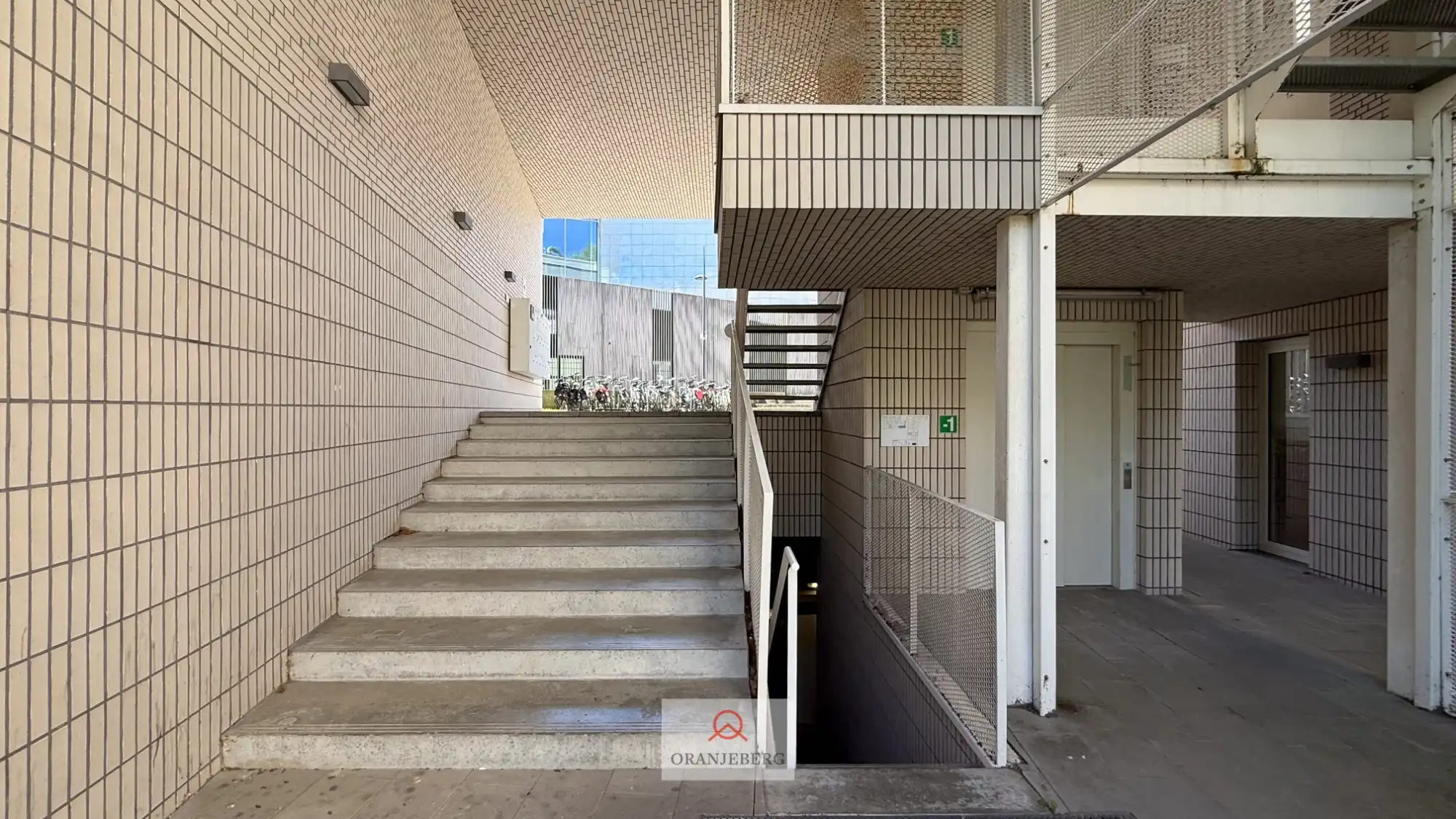 Nieuwbouw 2 slpk appartement vlakbij station Gent-Sint-Pieters foto 36