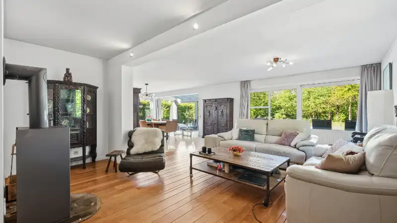 Villa van 330m² op 22 are met openluchtzwembad foto 10