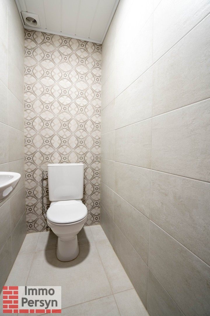 Charmante Half-Open Woning met 4 Slaapkamers te Huur in Rillaar foto 6
