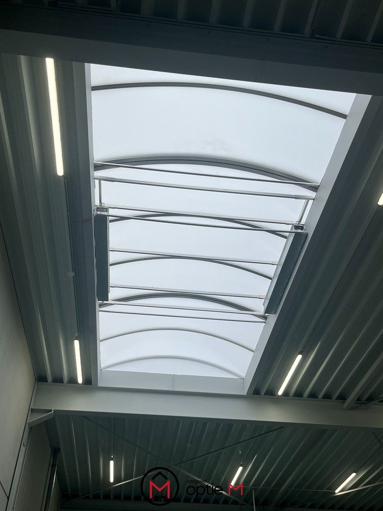 Centraal gelegen KMO-unit met sanitair/verwarming/airco in Hasselt te huur foto 10