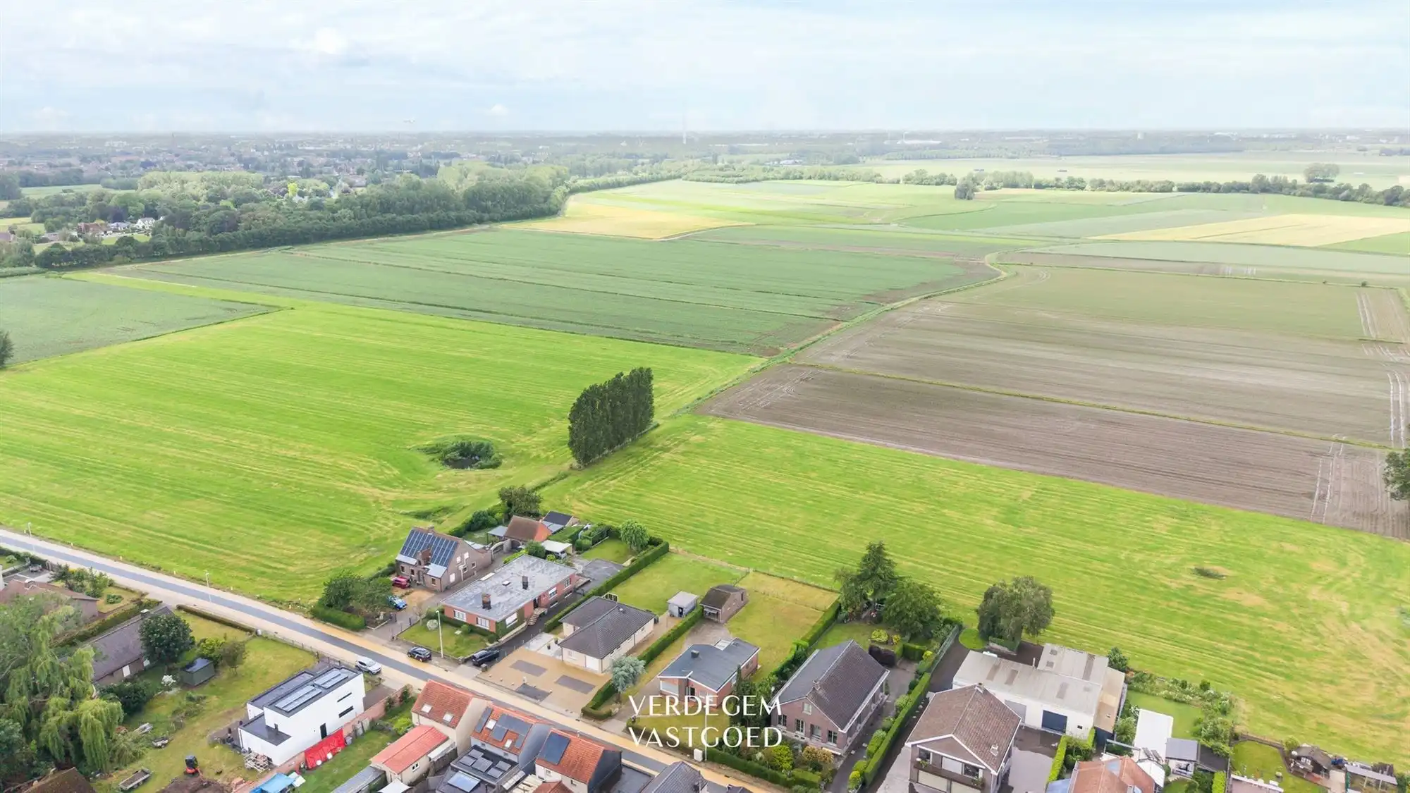 Jaren '60 bungalow op een fijne locatie tussen groen en ruimte foto 3