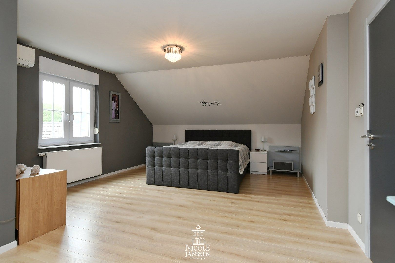 Zeer ruime gezinswoning foto 17