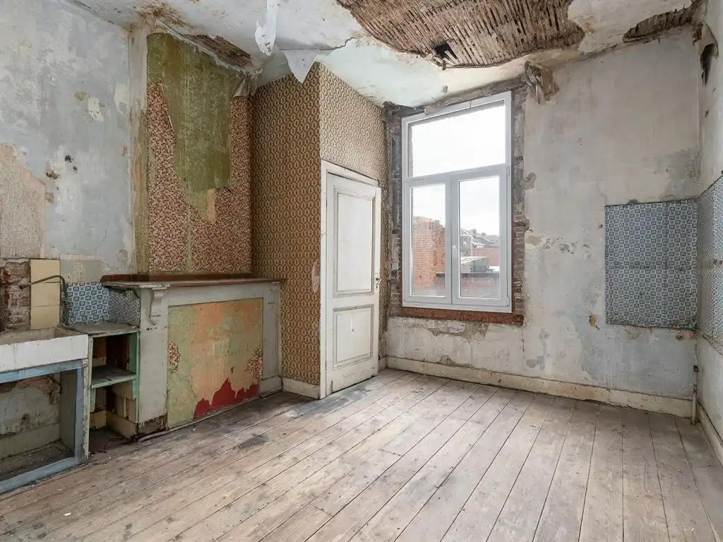 Te renoveren handelspand in Berchem foto 8