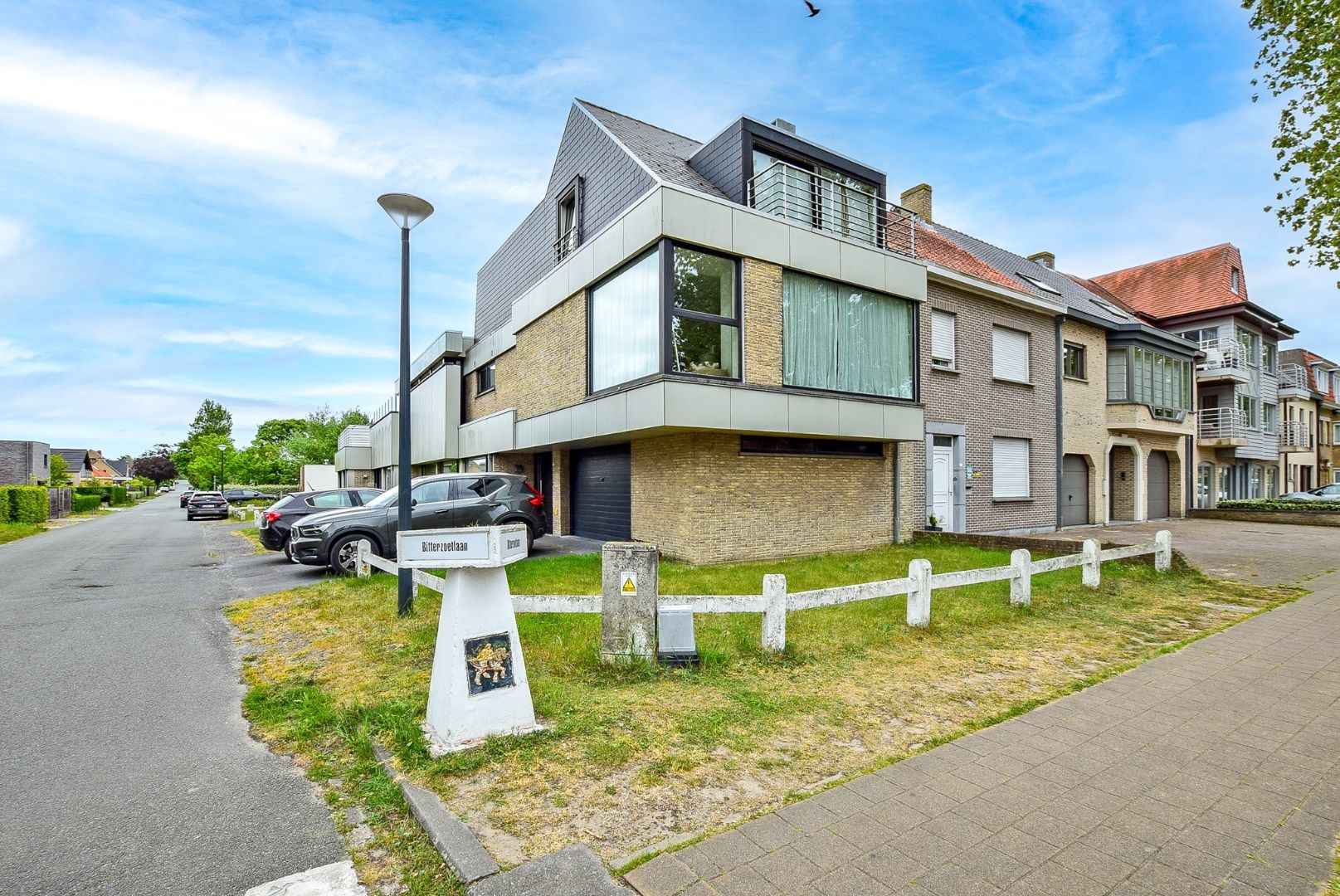 Goed gelegen kantoorruimte / praktijkruimte met woonst te Oostduinkerke op 749m². foto 26