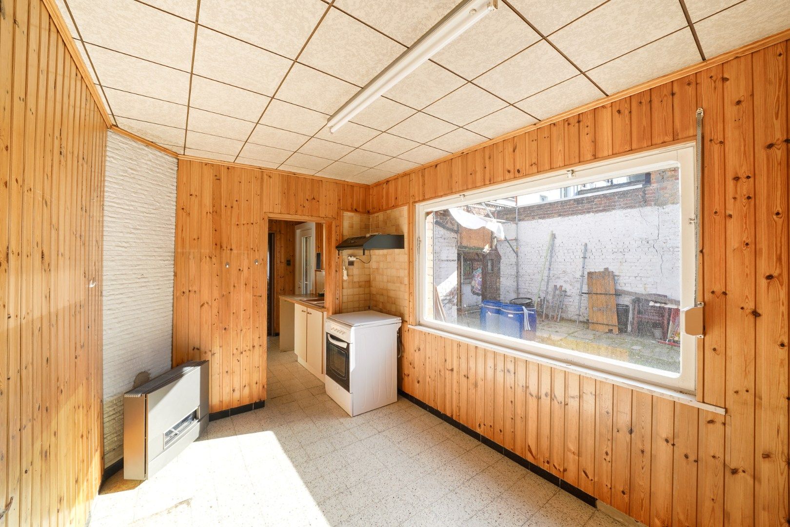 Te renoveren woning met voortuin, achtertuin op rustige ligging nabij het centrum foto 6