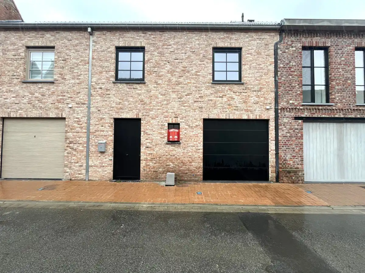Oostnieuwkerke - Instapklare energiezuinige woning foto {{pictureIndex}}