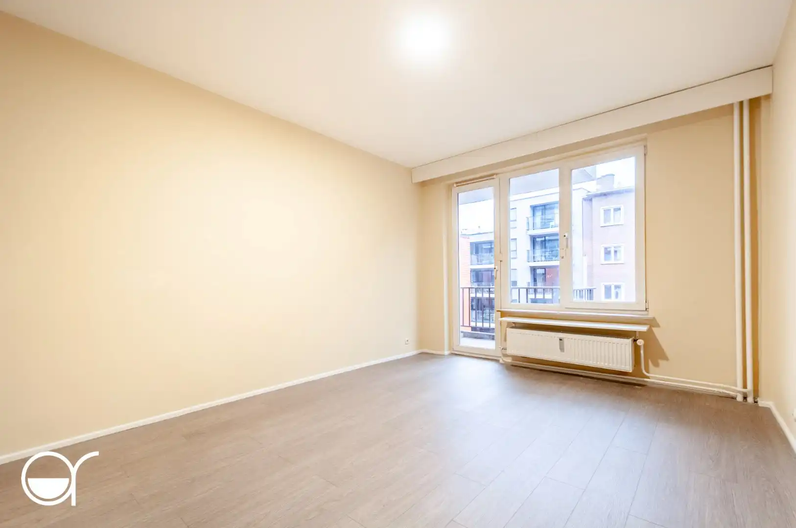 Charmant en lichtrijk 2-slaapkamerappartement aan het Zuidpark foto 16