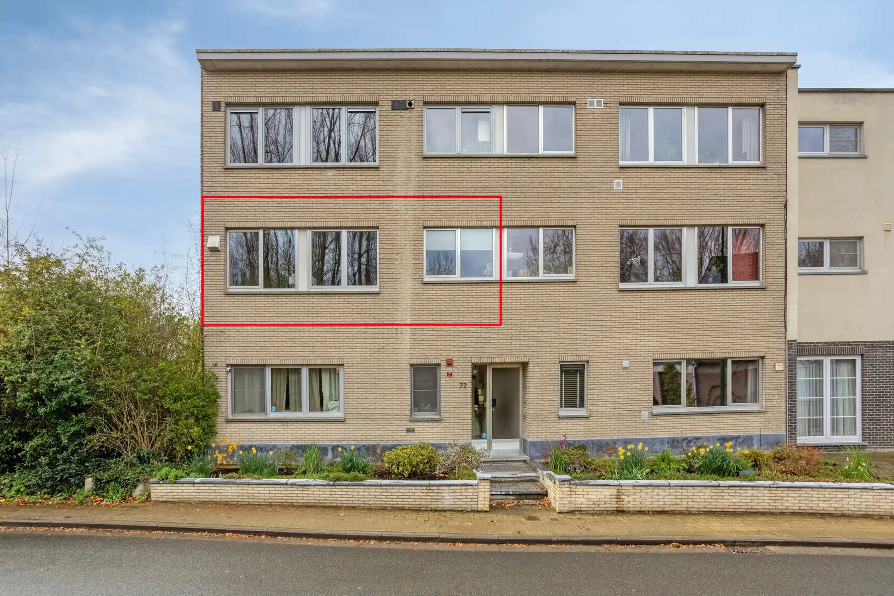 Rustig gelegen, gerenoveerd 2-slaapkamer appartement foto {{pictureIndex}}