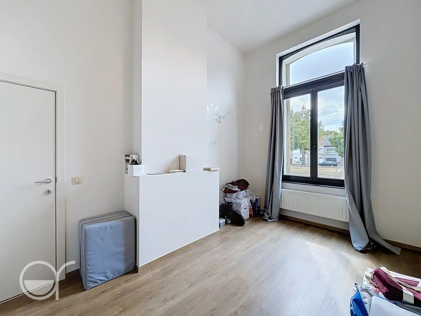 Ruim gelijkvloers appartement met terras, tuin en autostaanplaats in Gent foto 9