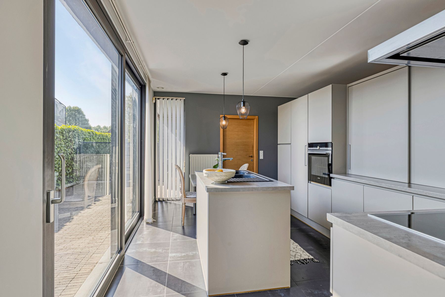 INSTAPKLARE FAMILIEWONING (4 SLAAPKAMERS + BUREAU) TE KOOP foto 8