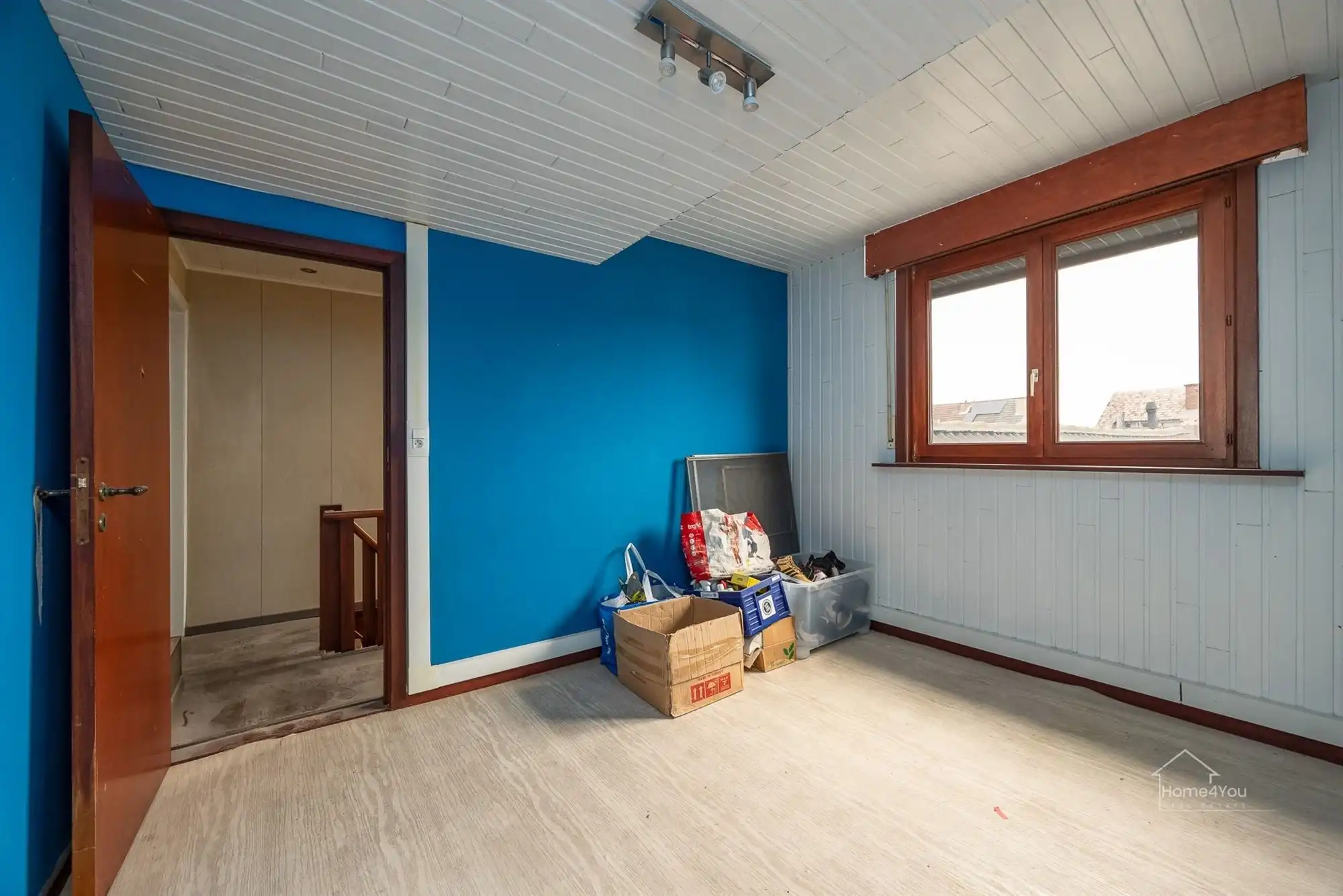 Te Renoveren Rijwoning - 2/3 slaapkamers + zolder foto 16