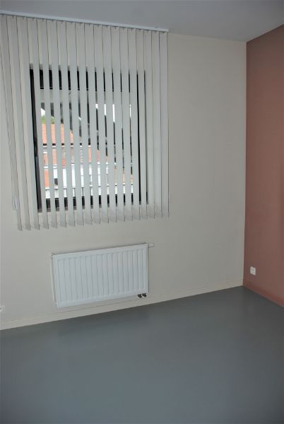 Appartement met 2 slpkms en ruim zonneterras (syndic inbegrepen) foto 13