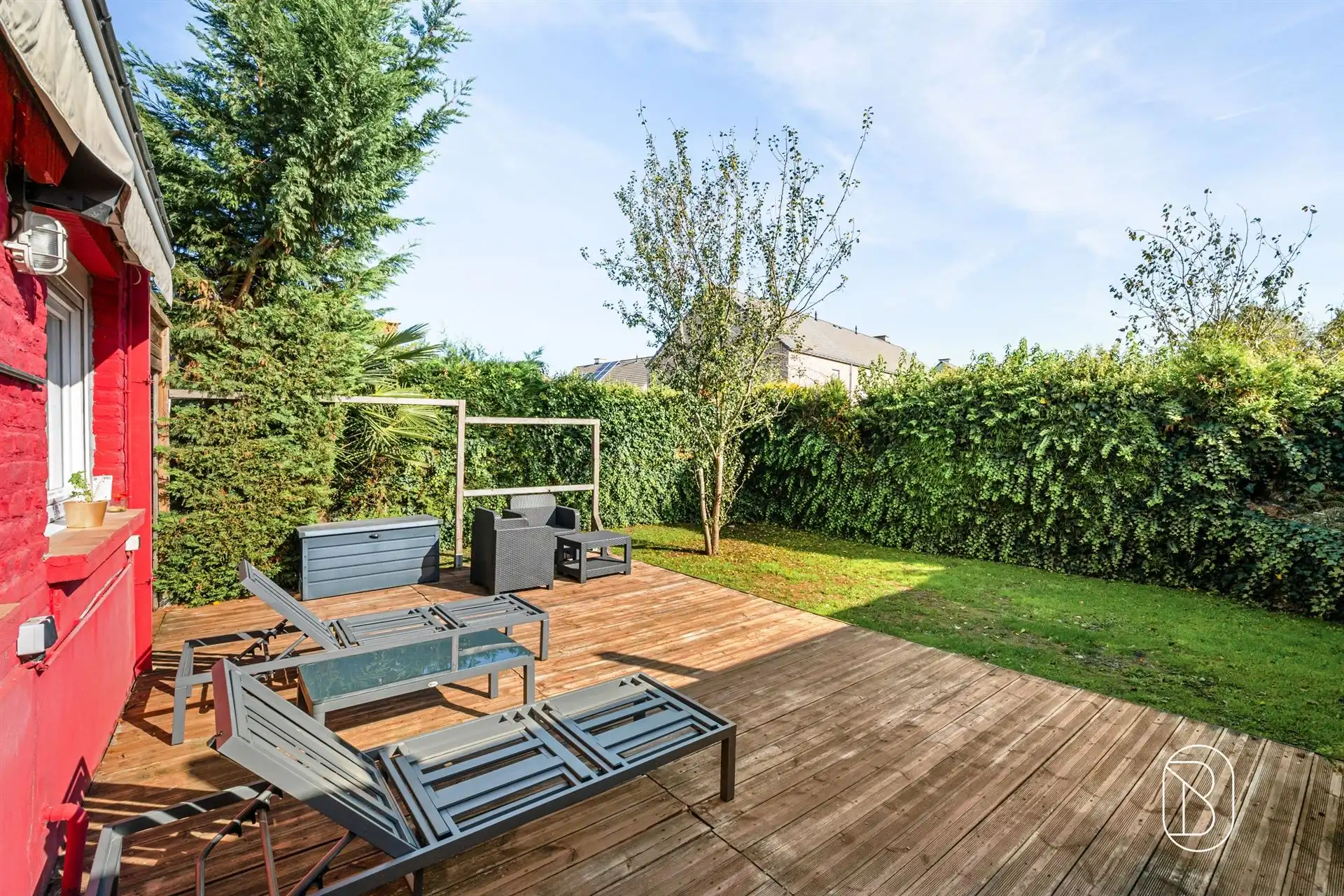 Goedgelegen woning met potentieel foto 3