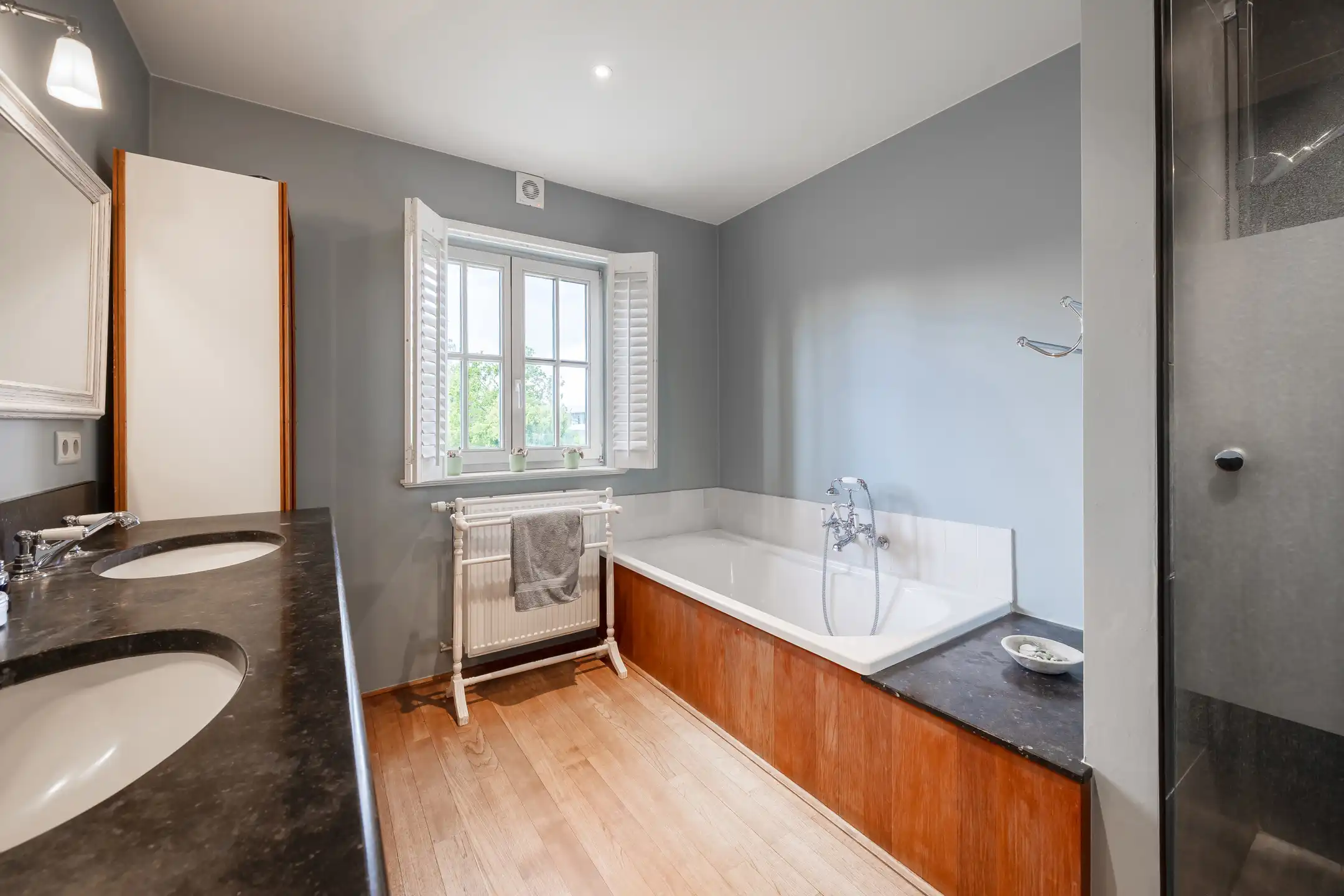 Instapklare villa met praktijkruimte  foto 25