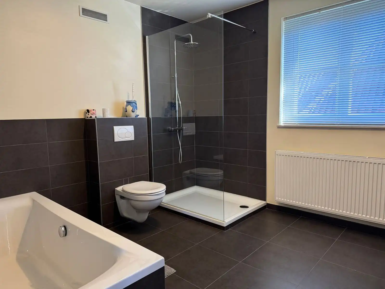 Kraaknet onderhouden woning foto 11