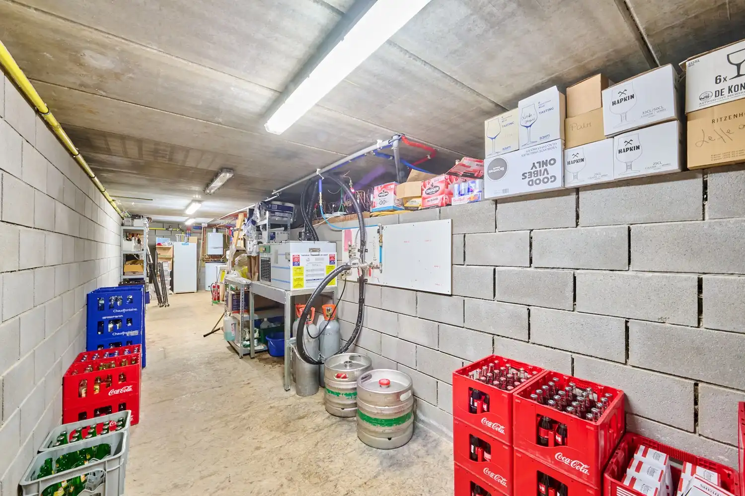 Instapklaar horecapand te koop in Diepenbeek – volledig vernieuwd, tal van mogelijkheden foto 19