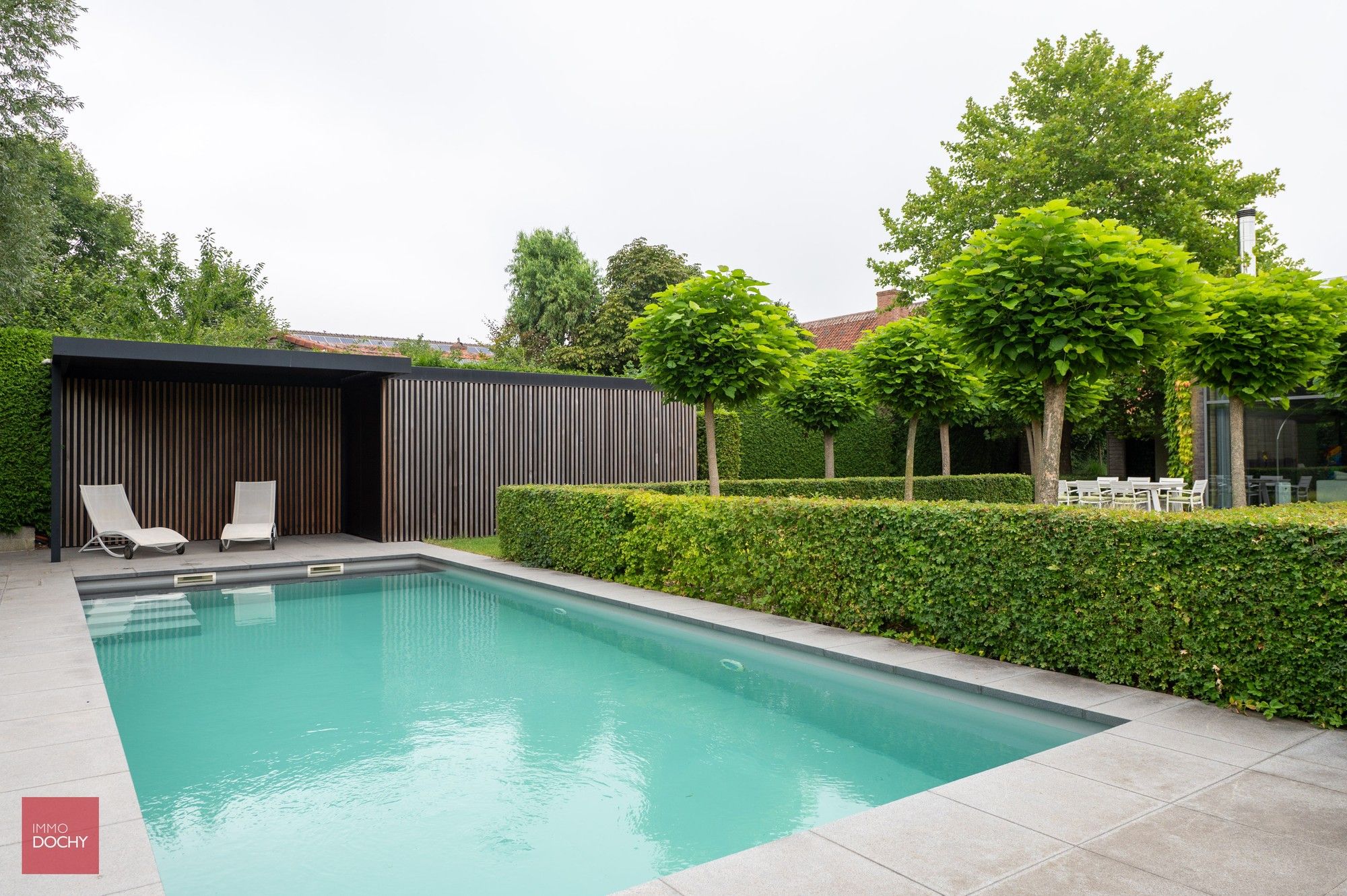 Afgeschermd van het dorpszicht tijdloze ruime VILLA met landelijk verzicht | Durmstraat foto 23