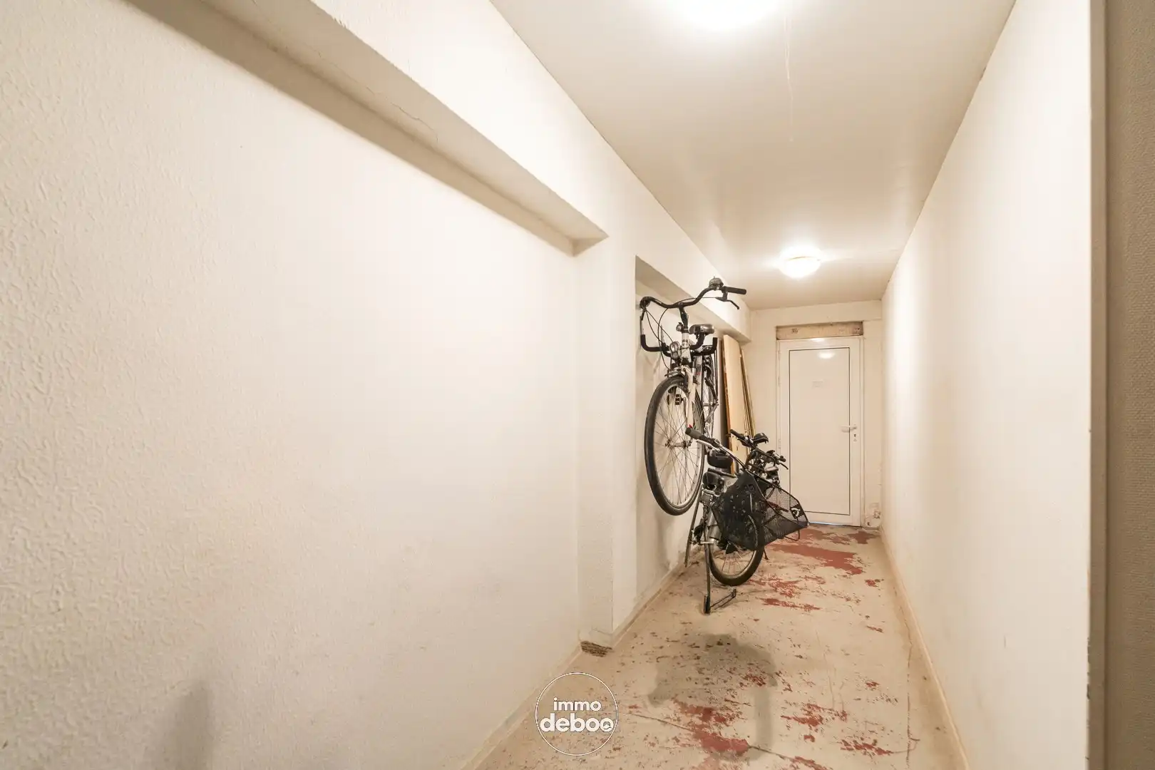 Gelijkvloers appartement met ruime koer vlakbij zee foto 14