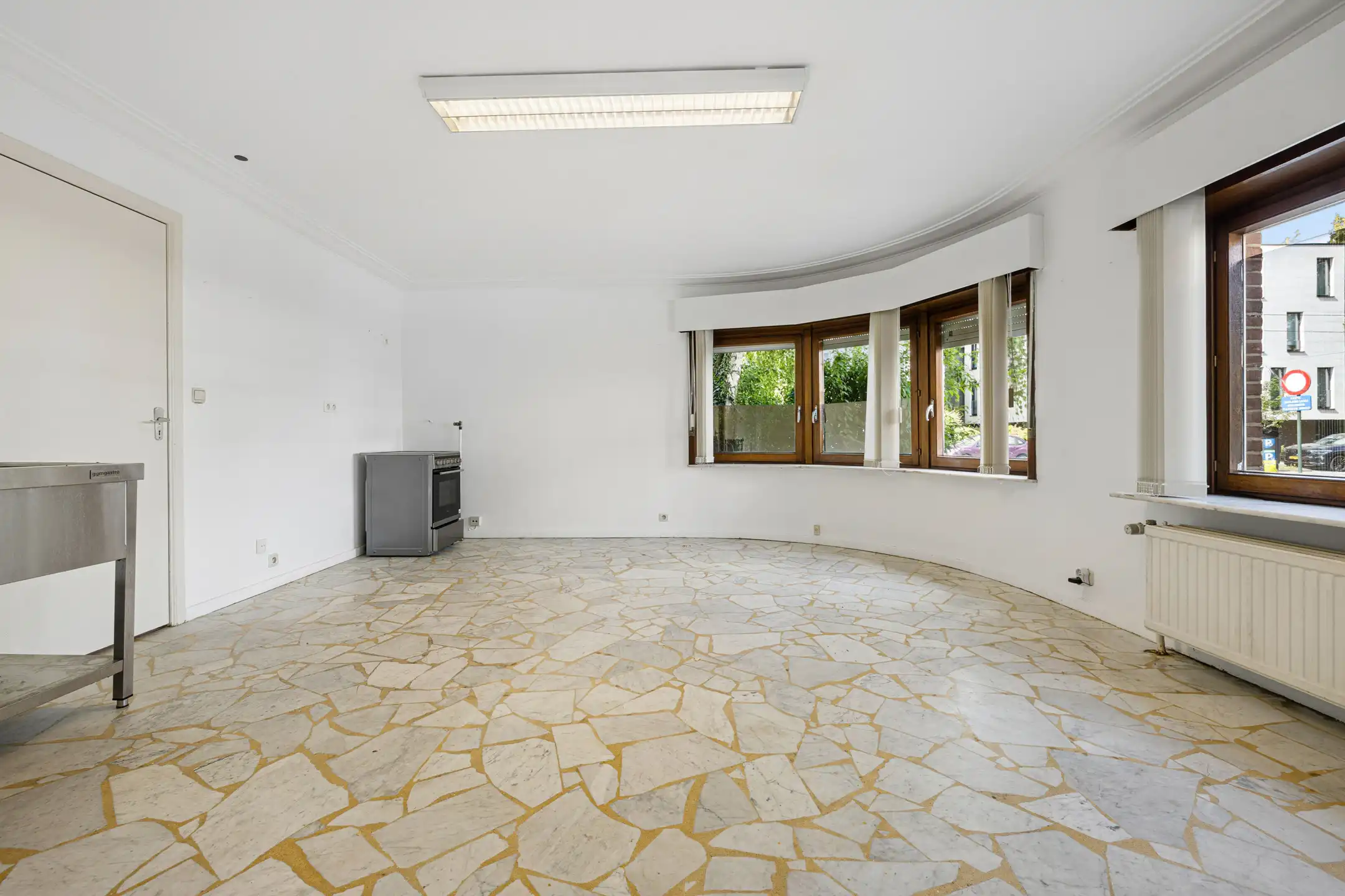 Vlakbij de renbaan, duplex 3 slpkmers + bedrijfsruimte & box foto 17
