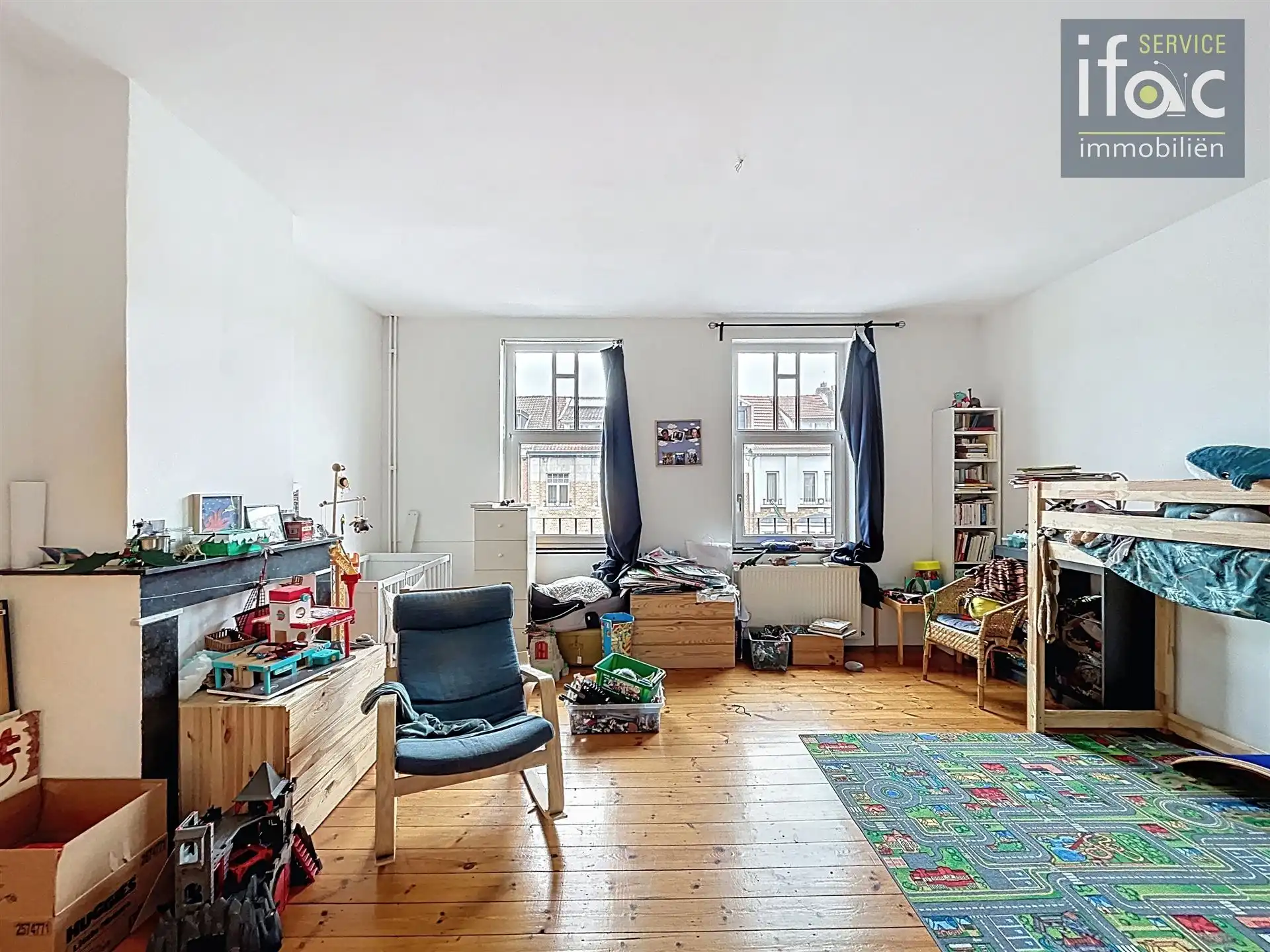 Ruime stadswoning met tuin foto 12