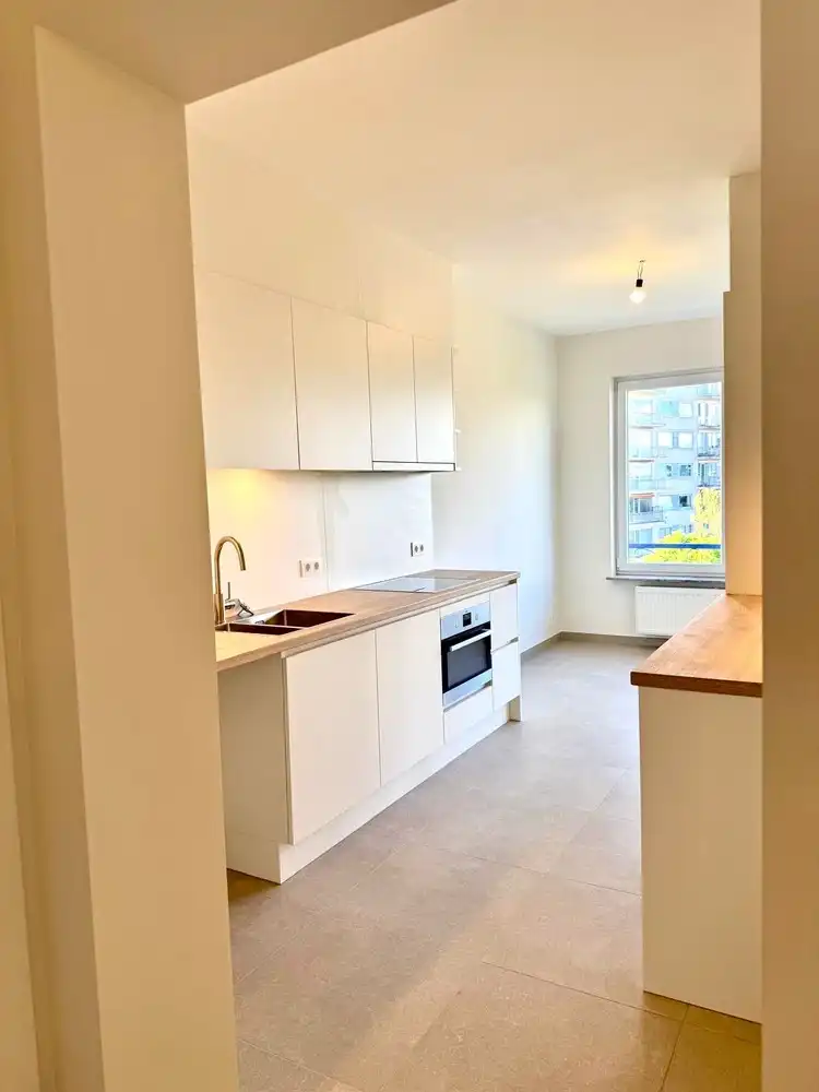 Appartement te Ganshoren van 100 m2 foto 5