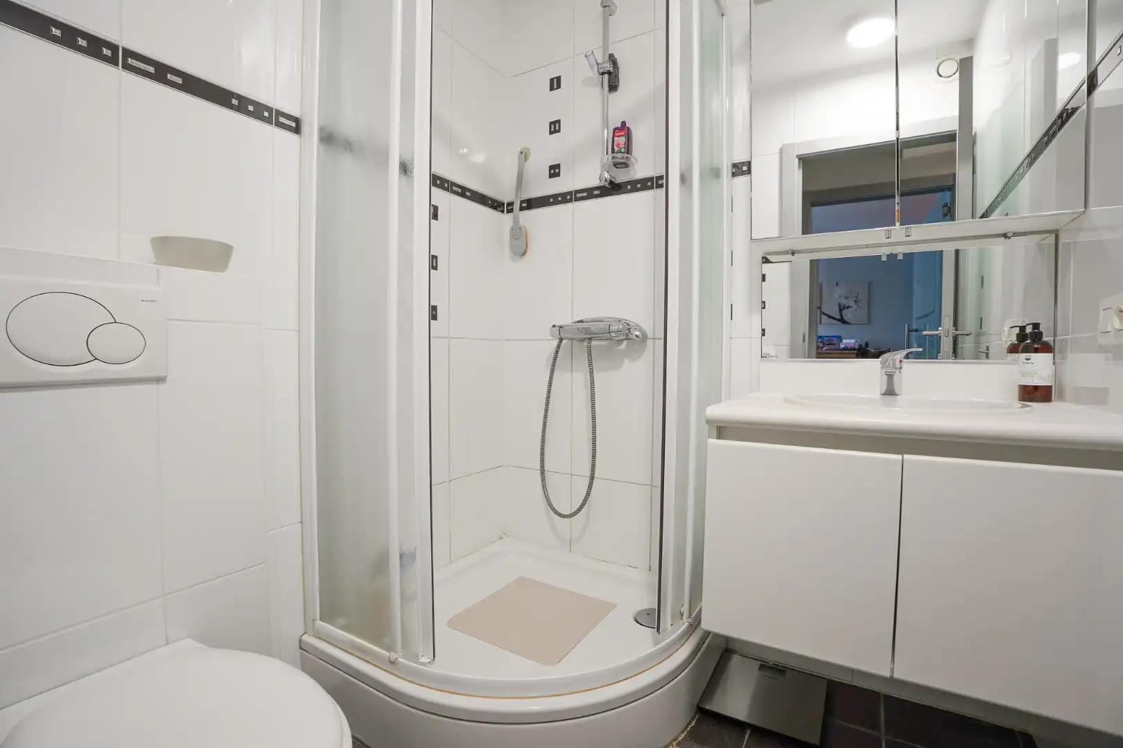 Gezellig gelijkvloers 1-slaapkamerappartement te Nieuwpoort-stad. foto 8