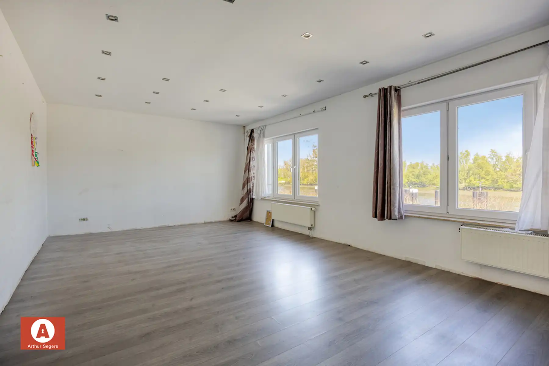 Veder af te werken/te renoveren gezinswoning mét achterbouw foto 15