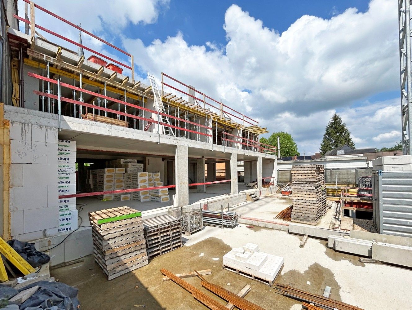 Casco handelsgelijkvloers of kantoor te koop met privatieve zuidgeoriënteerd tuin foto 3