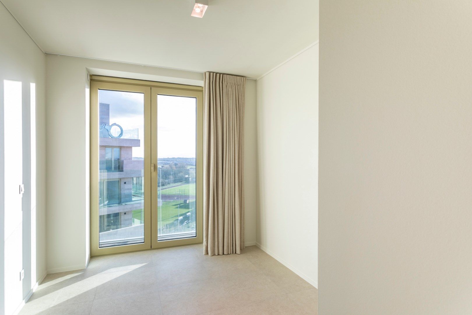Luxueus nieuw appartement met 3 slaapkamers in de exclusieve woontorens te Waregem. foto 10