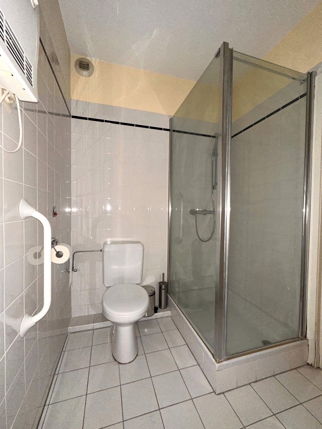 SCHAERBEEK – Instapklare 2-slaapkamerflat nabij Europese instellingen foto 10