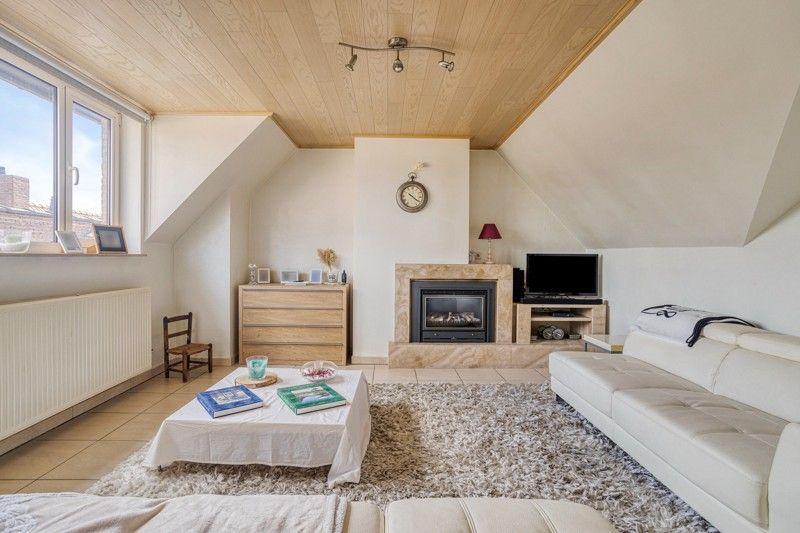 🏡 Lichtrijk appartement met 2 slaapkamers, ruim terras in hartje Wakken! ☀️ foto 7