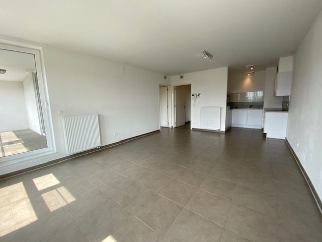 Topligging 1 slpka appartement + terras + autostaanplaats centrum Geel foto 6