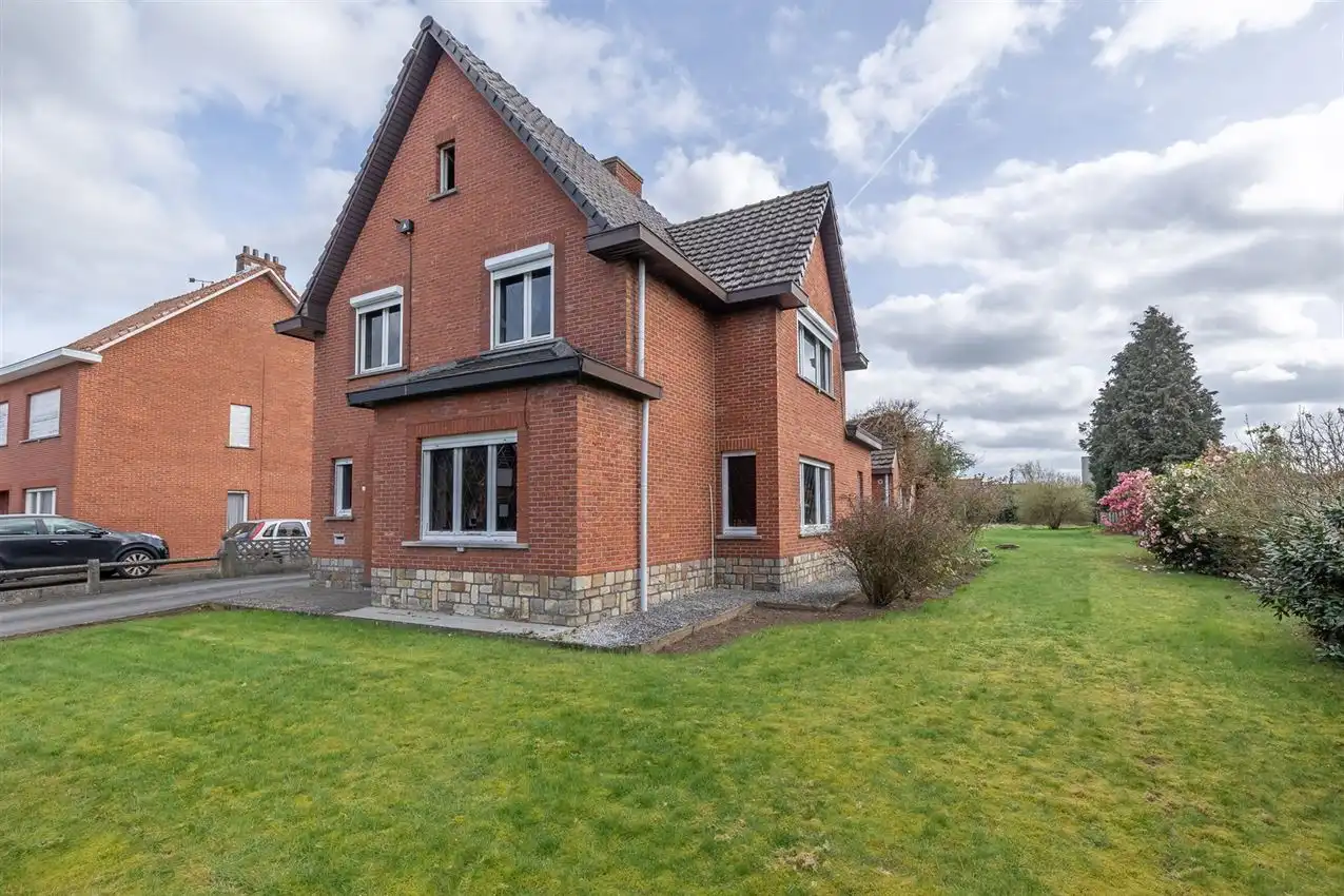 Rustig gelegen te renoveren woning met 3 slk foto 40