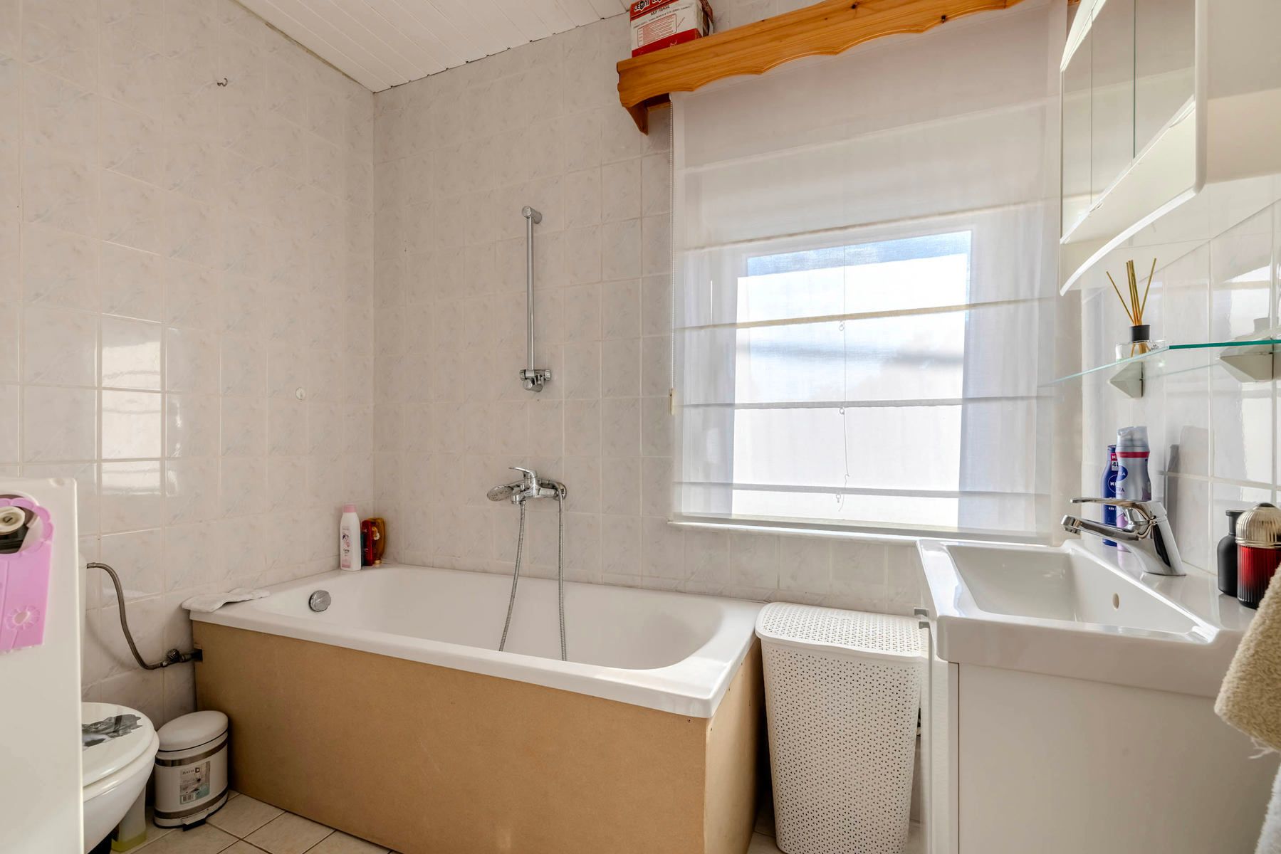 Woning met 2 / 3 slpk, 2 bdk en werkplaats op 580m² foto 18