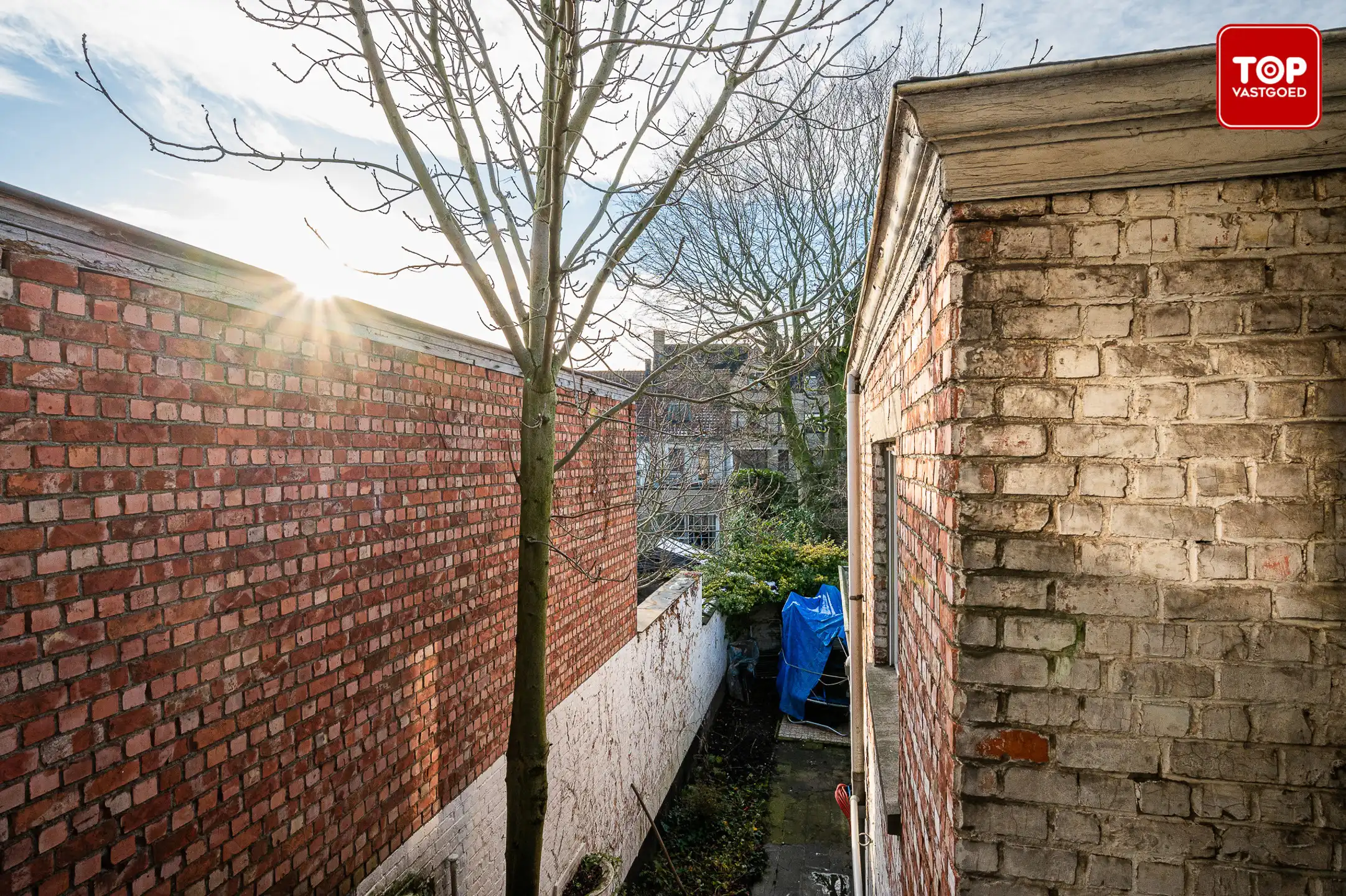 Gezinswoning te koop in hartje Deinze foto 24