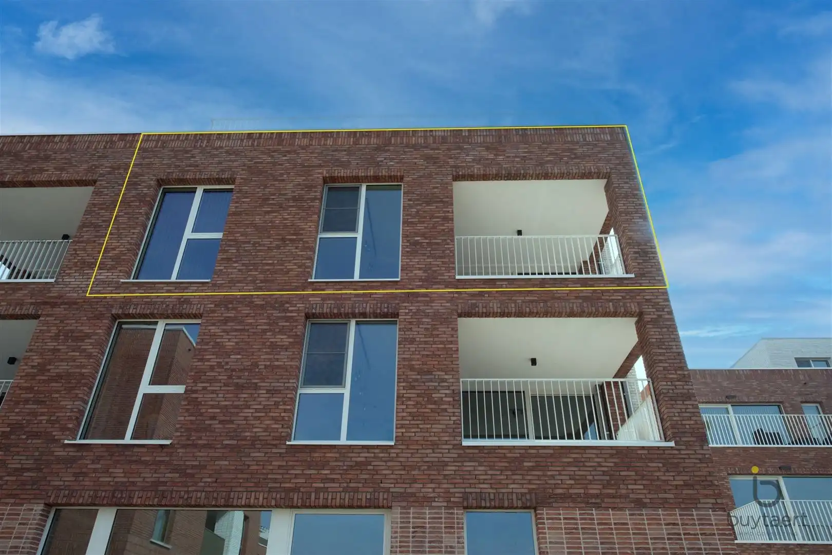 Prachtig nieuwbouw appartement met uniek terras te Zoersel! foto 3